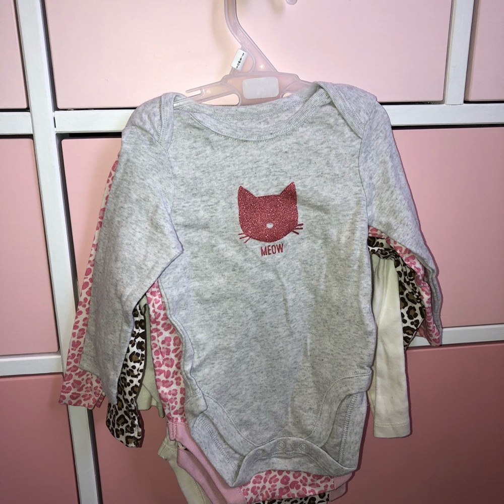 NWT 👶🏼 - Picture 2 of 2
